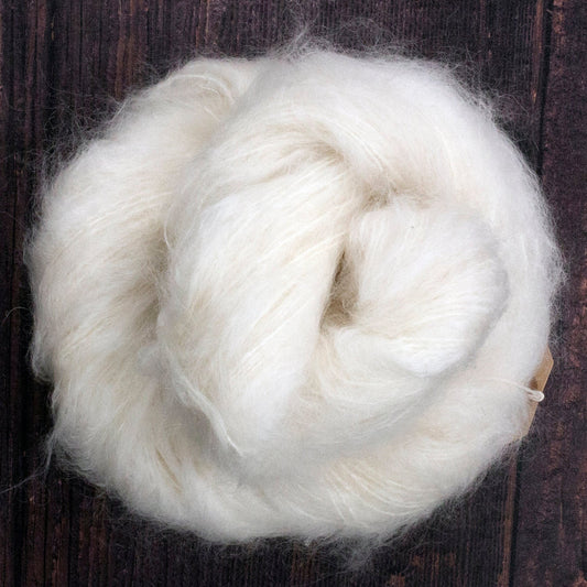 Chunky Mohair - 73% mohair/22% wool/5% nylon, 180 m (197 yds)